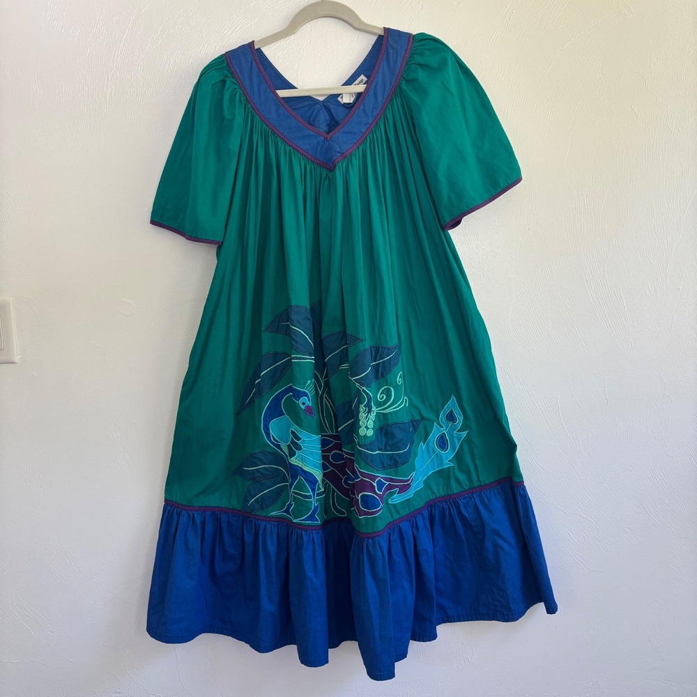 Vintage Southern Image Peacock Embroidered Muumuu Patio Dress Large L Green Blue